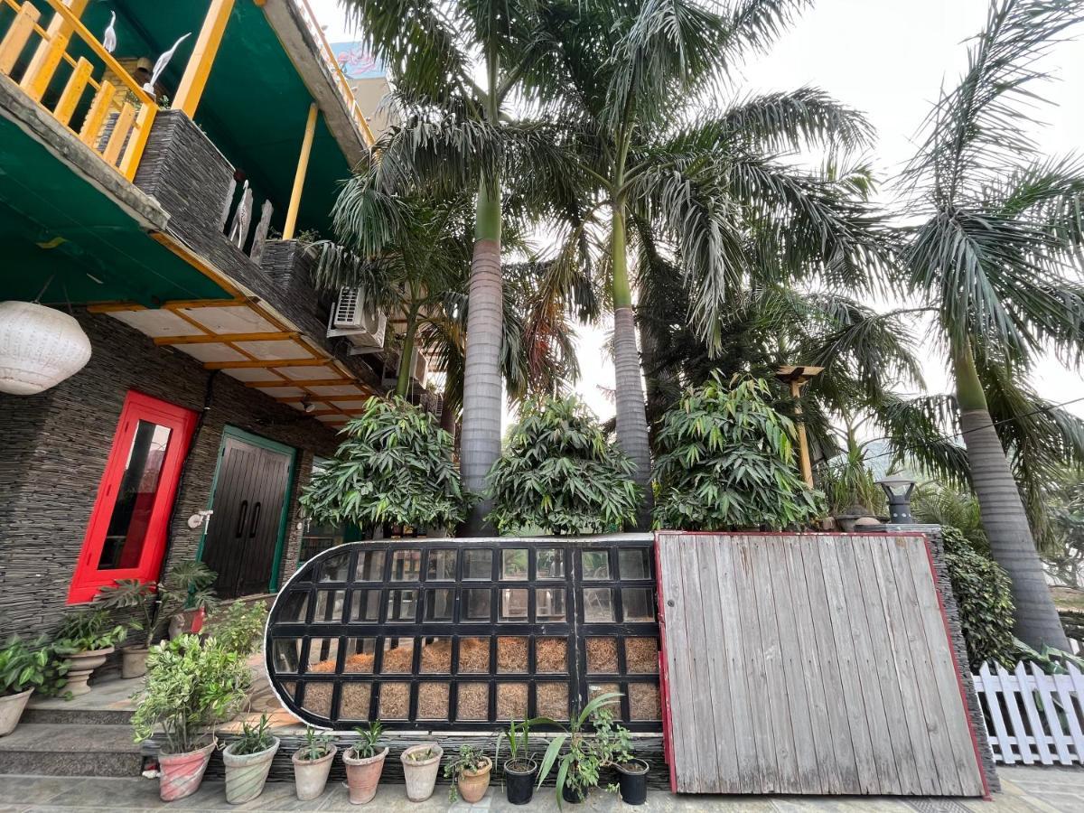 Aakritii Hotels Gurgaon Exterior foto