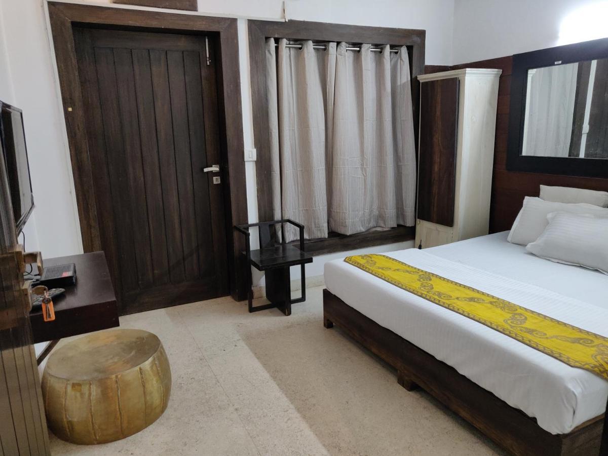 Aakritii Hotels Gurgaon Exterior foto